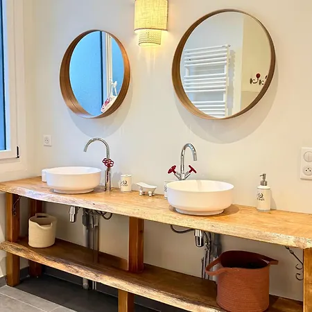 Apartamento O Mon Beau Refuge - 75 M2 & Private Parking Aix-les-Bains